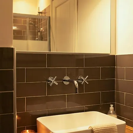 Palazzo Bevilacqua 3*